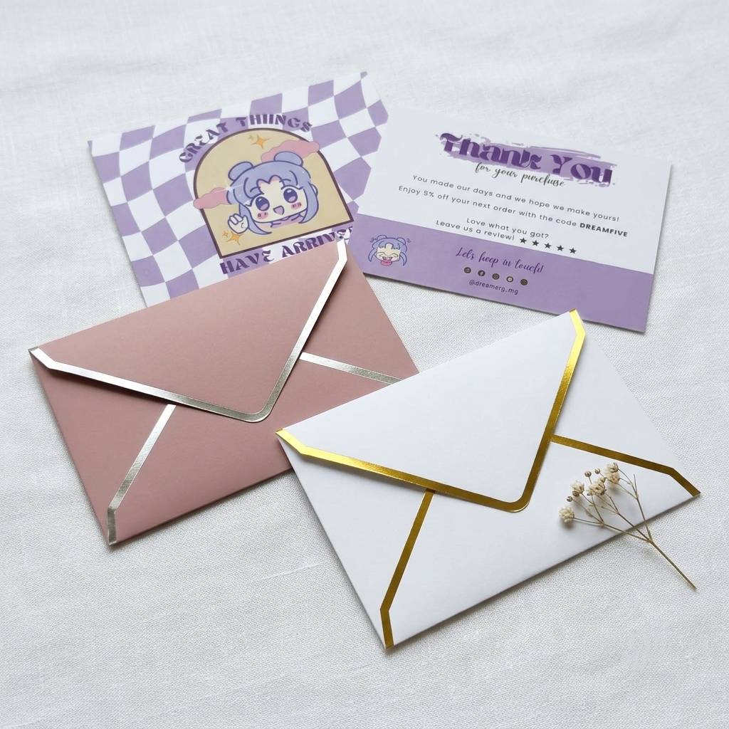 High-End Custom Envelopes With Precision Metallic Foil Detail